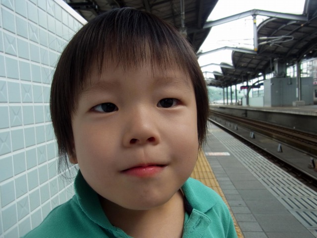 わくわく電車待ち